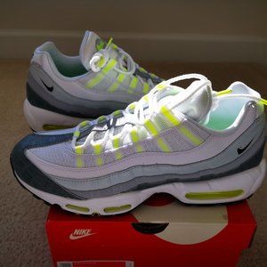 Nike Air Max 95 Premium (Size 10)
